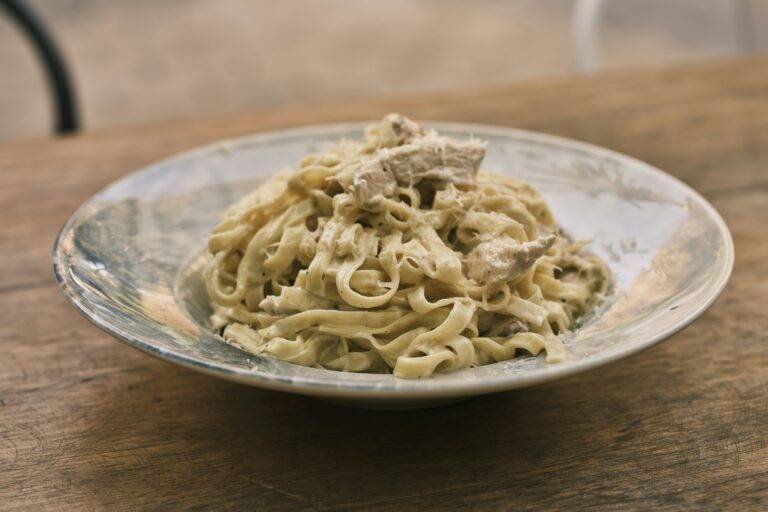 Quick Pasta Alfredo Recipe for Busy Days